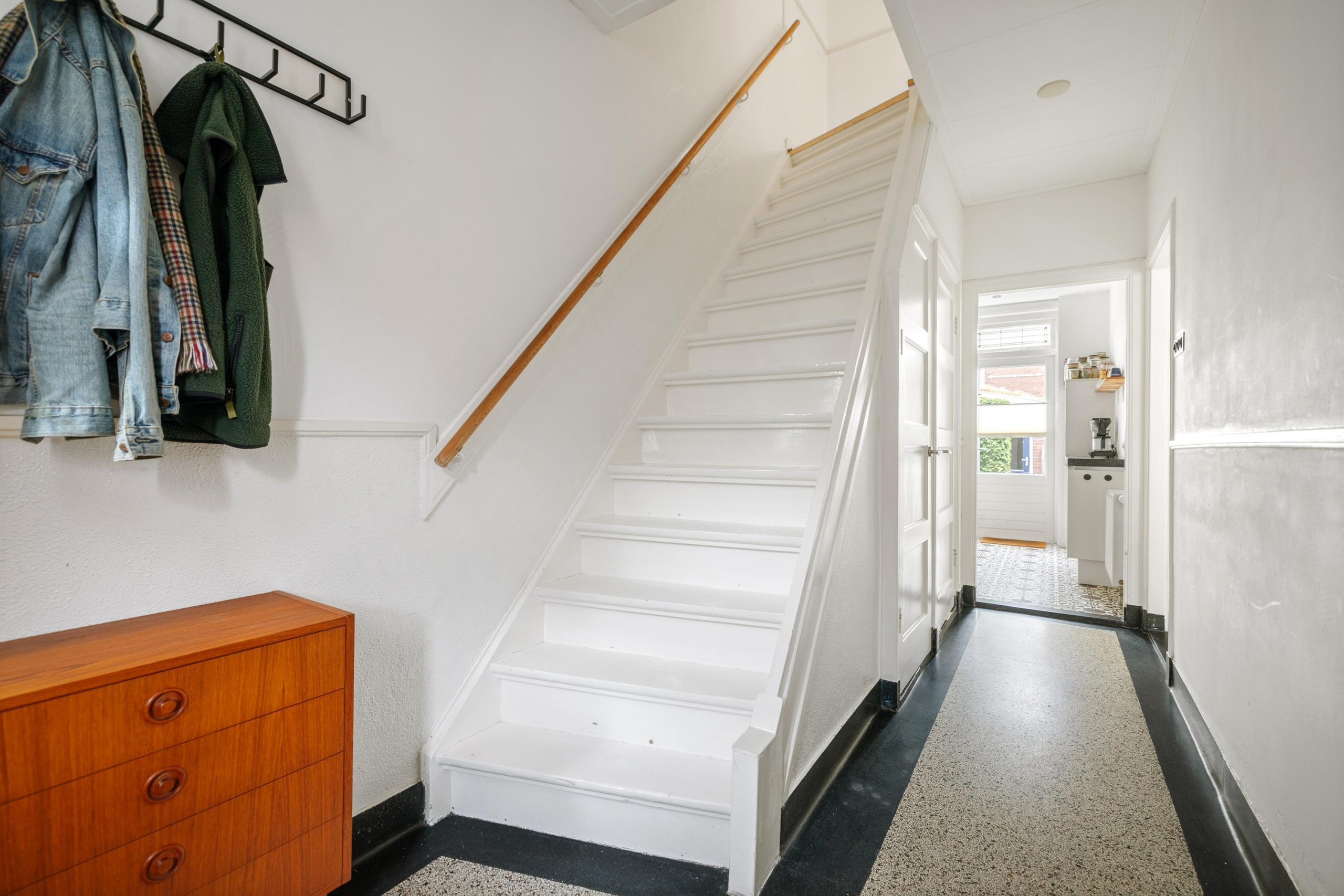 Tussenwoning aan de Johannes Sinthenstraat 28 in Deventer | Verkocht onder voorbehoud Tussenwoning aan de Johannes Sinthenstraat 28 in Deventer | Verkocht onder voorbehoud